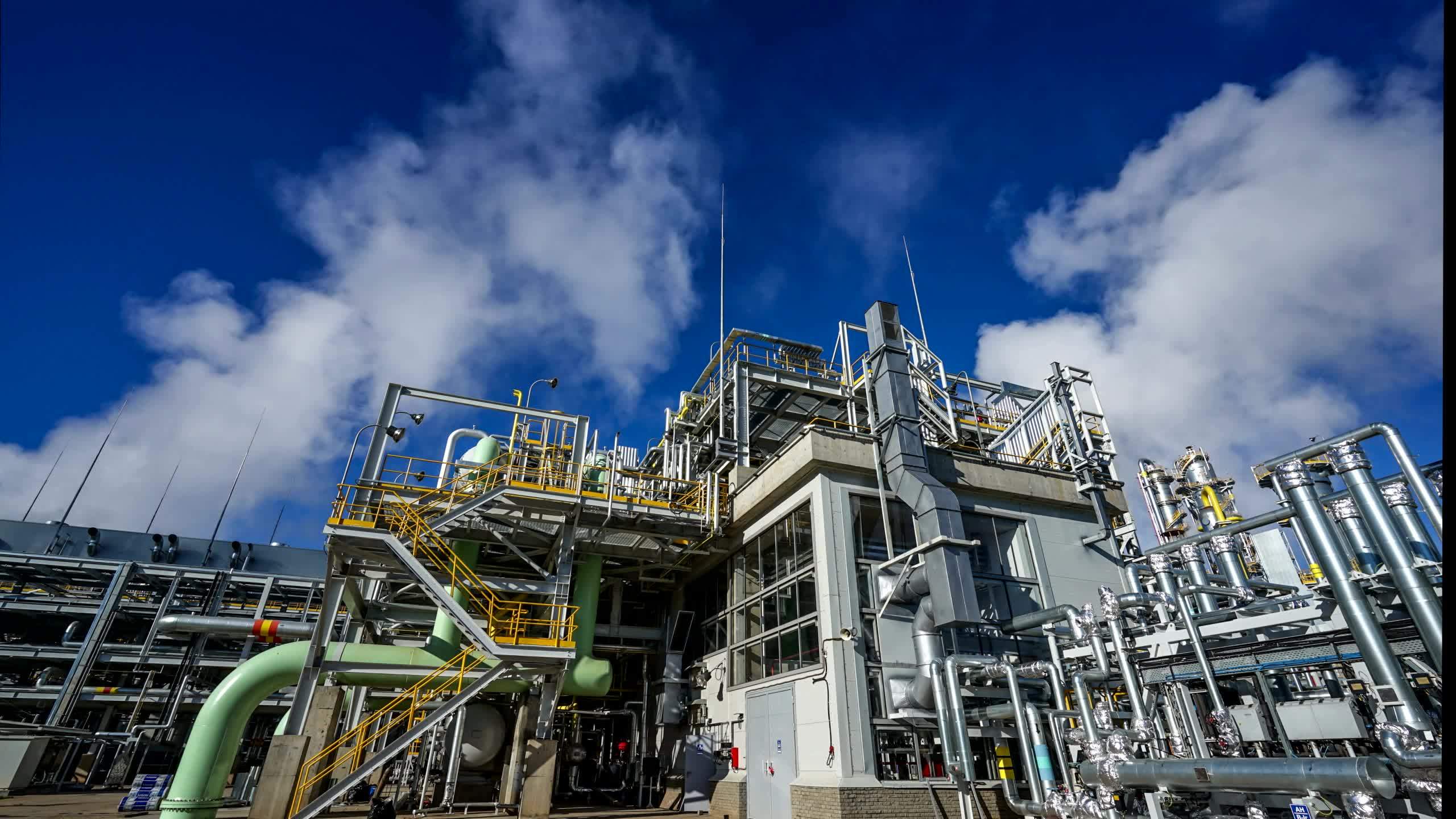 1635492685991053065.jpg 化工廠人員定位系統.jpg